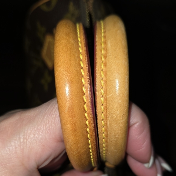 Nano Speedy Louis Vuitton Monogram Mini Bag - Picture 12 of 15